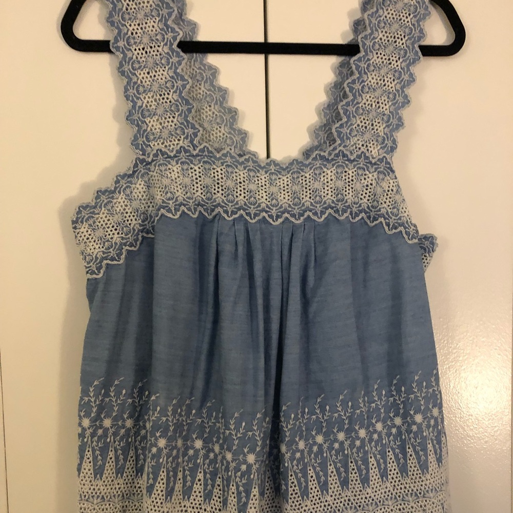 Embroidered chambray swing top